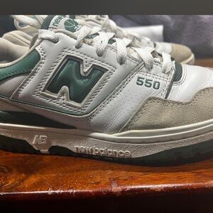 New Balance 550 Men’s White and Green Leather Sneakers
